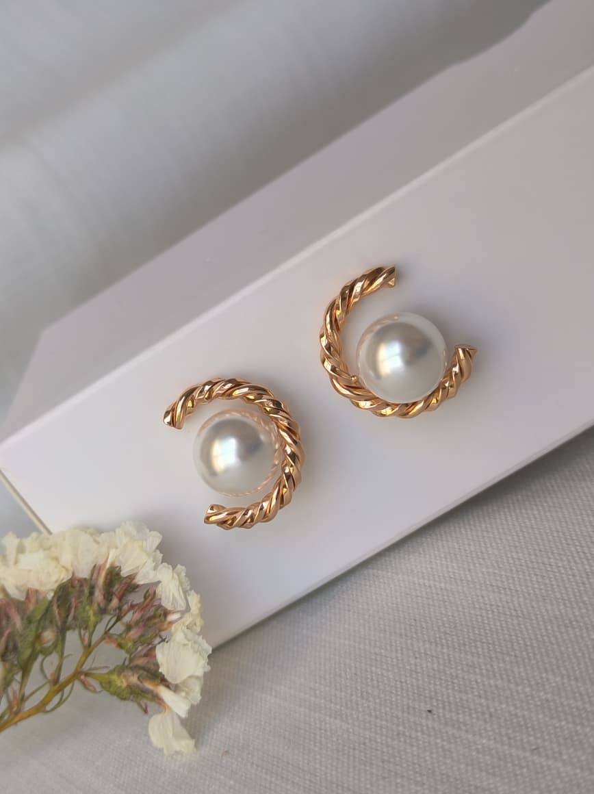 Aretes Círculo dorado