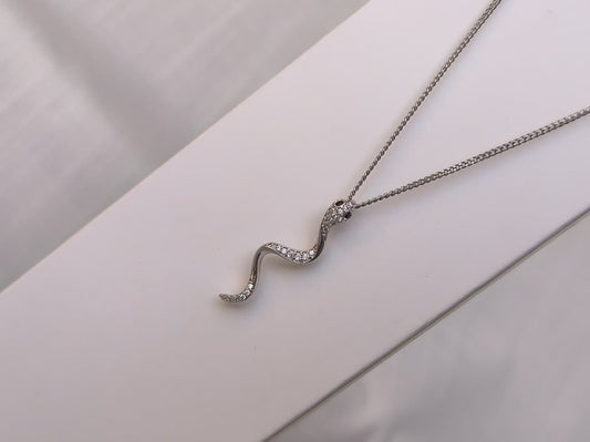 Collar Sombra Mística